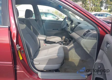 2005 Toyota Camry Le из США, поврежденный, VIN 4T1BE30K05U034433